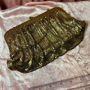 Vintage Mesh Whiting & Davis Kiss Lock Bag great shape